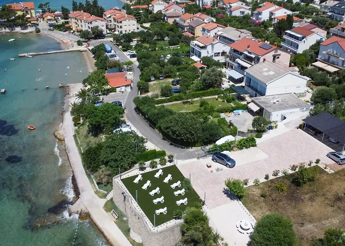 Laki Rab App Teras Apartment Banjol