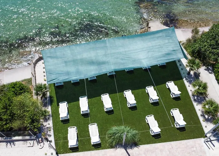 Laki Rab App Teras Banjol